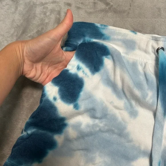Favorite Tie Dye Shorts Women’s Large Members Mark Blue White Drawstring Sweat - Picture 5 of 8
